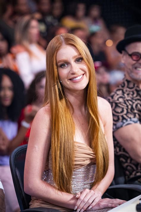 Foto Na novela Fuzuê Preciosa Marina Ruy Barbosa descobre que tem