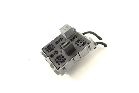 Fuse Box PORSCHE CAYENNE 9PA S 4 5 9657142 B Parts