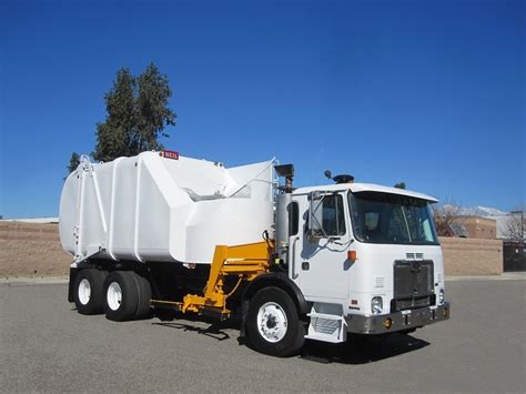 Autocar Heil Rapid Rail Side Loader Garbage Truck For Sale