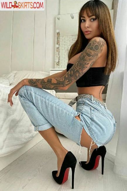Alena Omovich Nude Leaked Photos And Videos Wildskirts
