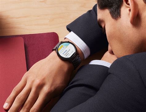 Motorola 2nd Generation Moto 360 Smartwatch Gadget Flow