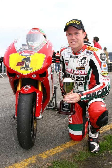 Croft British Superbikes John Laverty Ties Up Cup Title Mcn