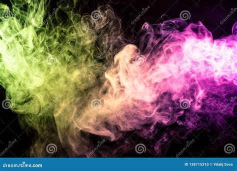 Fundo Do Fumo Do Vape Foto De Stock Imagem De Backdrop 138715310