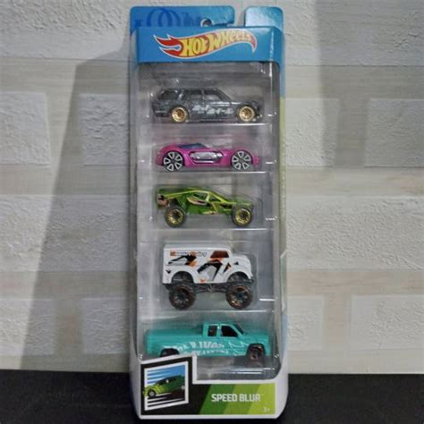 Jual HOT WHEELS Giftpack Speed Blur Series Datsun Wagon Shopee Indonesia