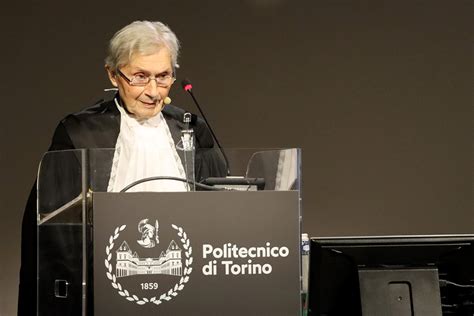 Marcello Gandini Onorato Dal Politecnico Di Torino Con Una Laurea