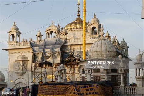 Sikh Shrine Golden Temple Photos And Premium High Res Pictures Getty