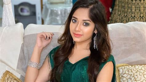 Tiktok Star Jannat Zubair The Queen Of Social Media Iwmbuzz