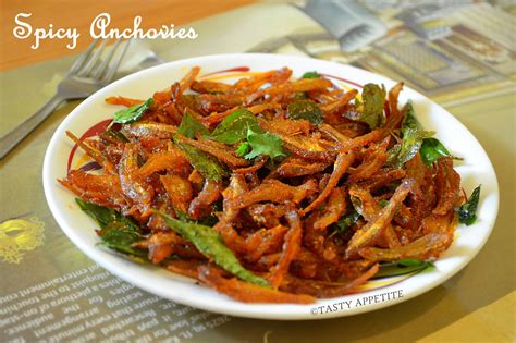 How To Make Spicy Fried Anchovies Nethili Varuval Spicy Anchovies