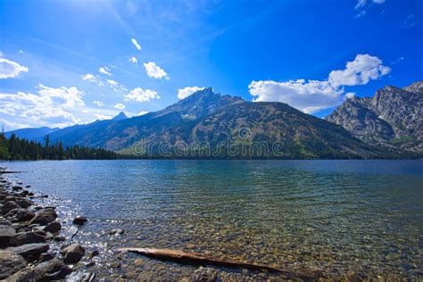 Jenny Lake, Many Hiking Trails, Scenic Boat Rides. Tranquil Lake Reflections Stock Image - Image ...