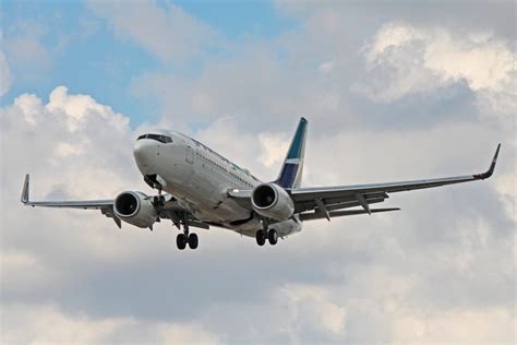 C GYWJ WestJet Boeing 737 700 This Plane Goes Trans Atlantic