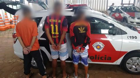 Três adolescentes de 17 anos são detidos drogas no Continental