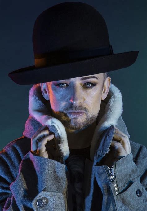 Boy George Makeup Tutorial (Paper Magazine)