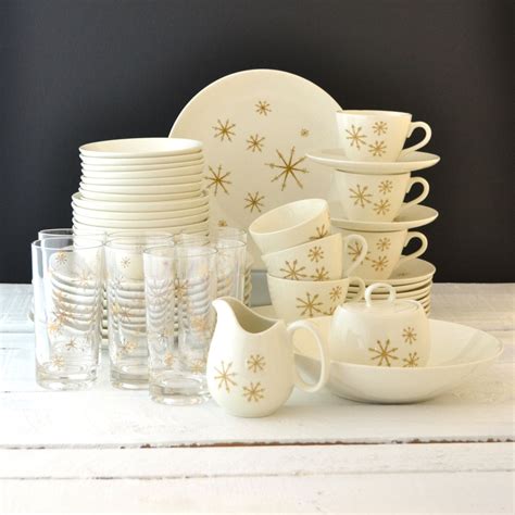 RESERVED Vintage Dinnerware Set Star Glow Pattern Royal