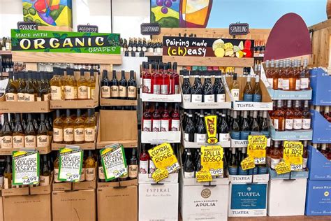 The One Brilliant Trick To Buying The Best Trader Joe S Wine