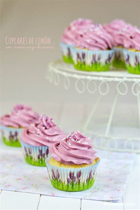 Cupcakes de limón con crema suiza de moras Cupcakes Torta de