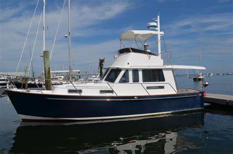 2004 Legacy Boat 34 Flybridge Sedan Cruiser Power Boat For Sale