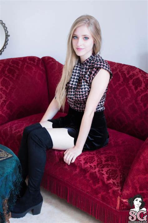 The Hottest Big Tits The Finest Nude Models Page 104