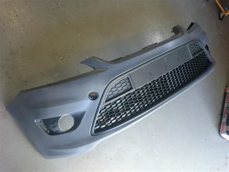 Ford Focus Mk2 St Facelift Front Bumper Brand New With Grilles And Fittings Ebay