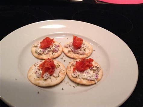 Canapés de salmão defumado Fácil Receita Receitas Aperitivos