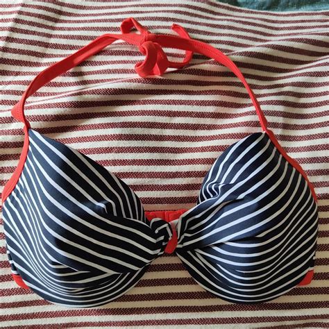 Bikini Top Only Worn Once It S A Bit Tight On Me Depop