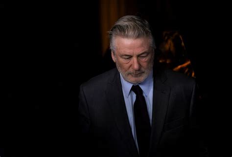 Retiran Los Cargos Contra Alec Baldwin Por Los Disparos En La Filmaci N