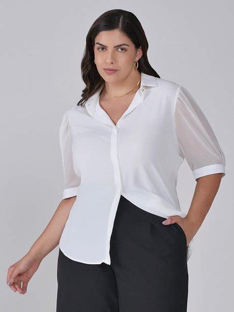 Camisa Plus Size Social Feminina Off White Botão Dourado Helena