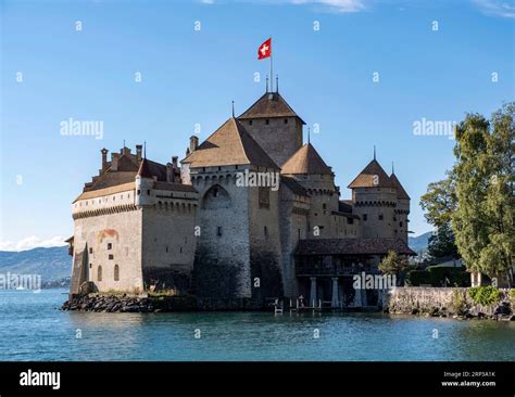 Chateau chillon Banque de photographies et dimages à haute résolution