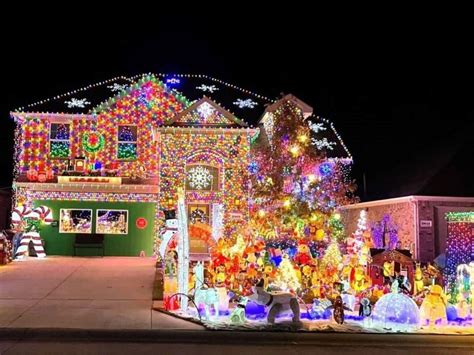 Best Dallas homes and neighborhoods for over-the-top Christmas lights ...