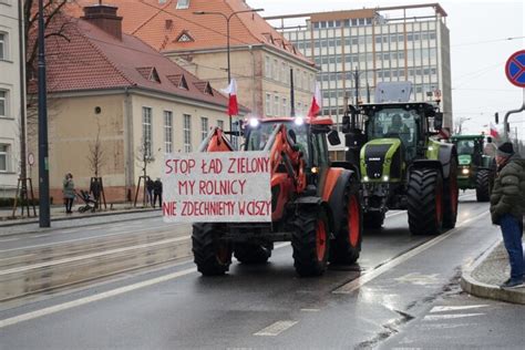 Protest Rolnik W W Powiecie Olszty Skim Gdzie Bed Utrudnienia