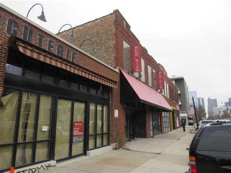 Guide to Businesses and Landmarks on West Randolph Street 7