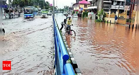 Heavy Rain Throws Life Out Of Gear In Twin Cities Hubballi News