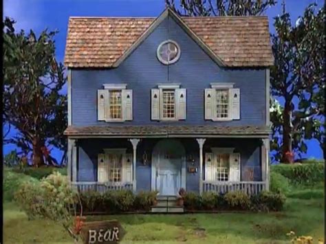 Big Blue House Daytime Background by jakeysamra on DeviantArt