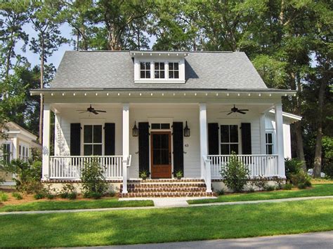 90 Modern White Cottage Exterior Style Cottage Exterior Southern