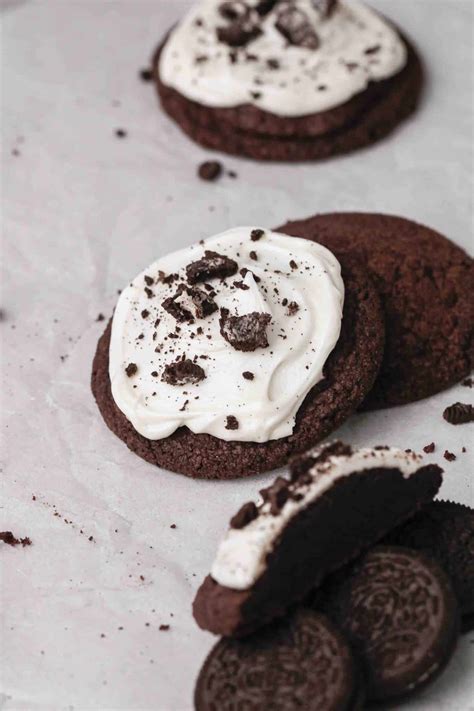 Crumbl Oreo Cookies With Buttercream Frosting Copycat Recipe Lifestyle Of A Foodie