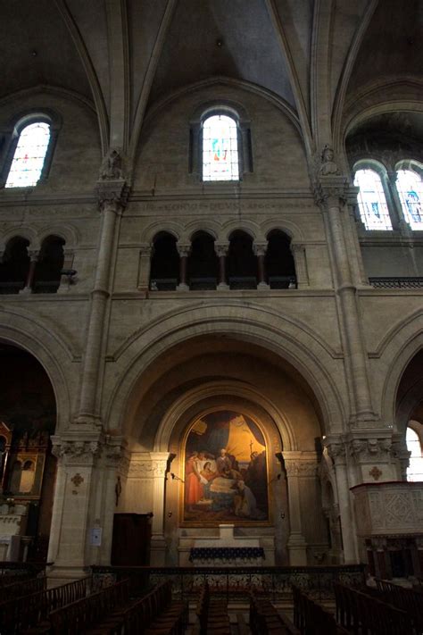 Nimes Cathedral (Nîmes, 1882, 17th century) | Structurae