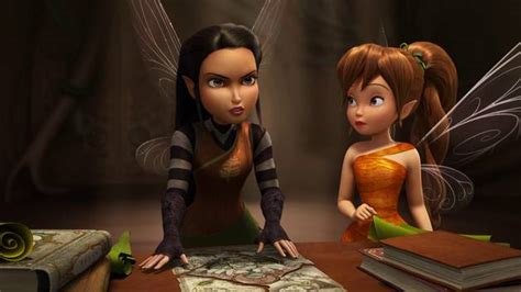 Tinkerbell And Queen Clarion