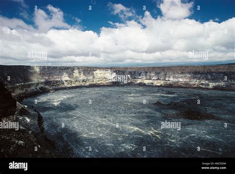 Caldera of the Kilauea Volcano, Island of Hawaii, Hawaii Volcanoes ...