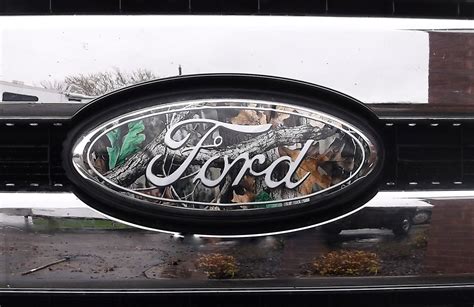 ford emblem overlay: Ford Escape CAMO Colored Grill Emblem Decal ...