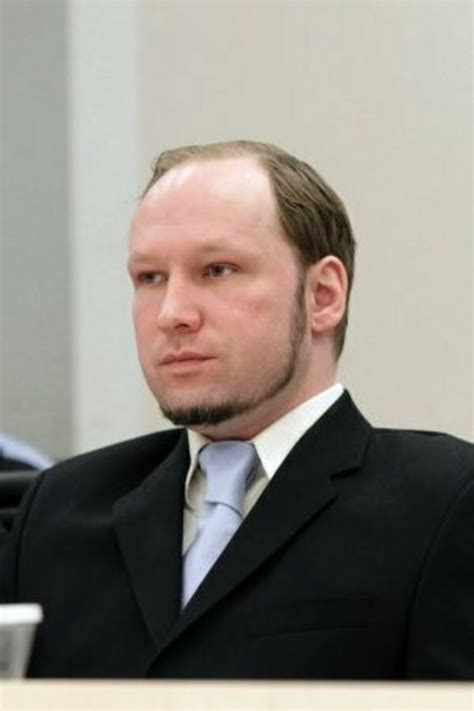 Anwalt fordert Freispruch für den Massenmörder BREIVIK Augsburg