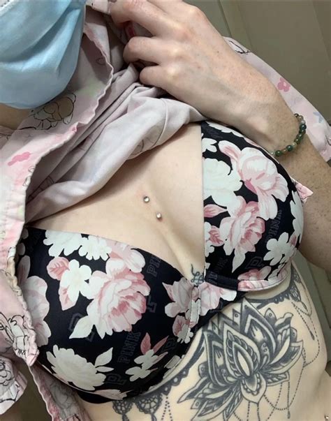 Whats Under The Scrubs Nudes Scrubsgonewild NUDE PICS ORG