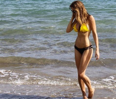 Naked Kim De Jesus Added By MOMUSICMAN