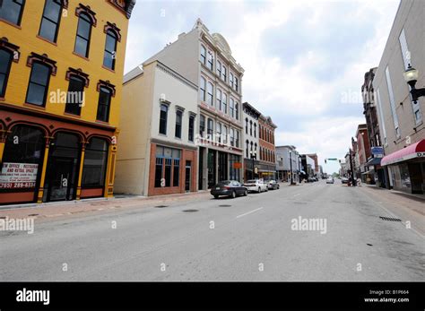 Main Street In The City Of Muncie Indiana In Stock Photo Alamy