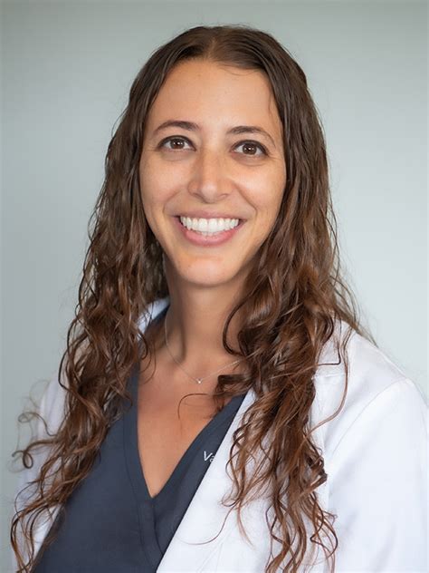 Vanessa Yawn Pa C Dermatology Physician Assistant Revelus Dermatology