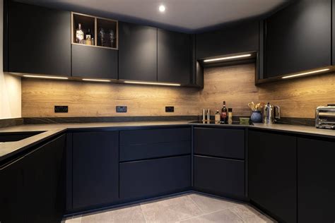 Black Handleless Kitchen In Aylesbury Ridgeway Interiors