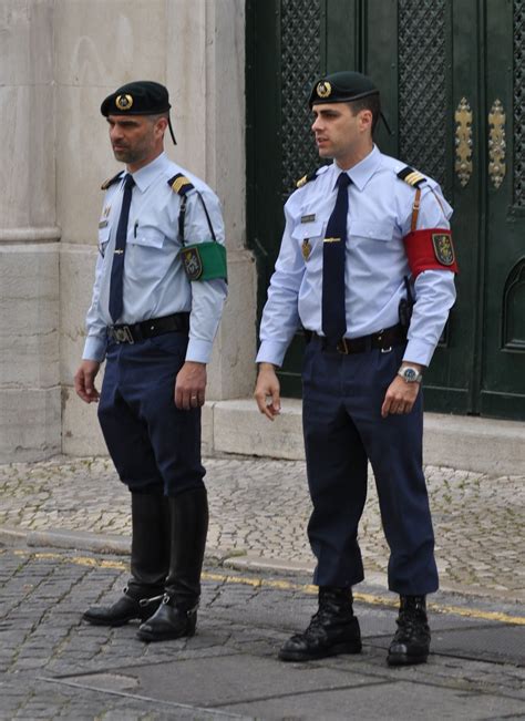 G N R Guarda Nacional Republicana Portugal Men In Uniform Sexy