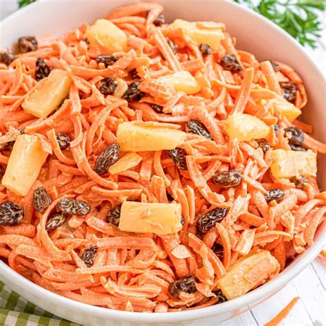 Easy Carrot Raisin Salad