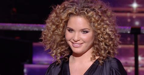 Star Academy Léa chante Hot Stuff en cuissardes