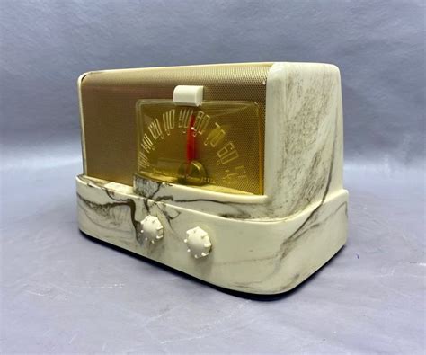 New Radios Added Weekly And Always Free Shipping To Addresses In The Usa Classic Antique And