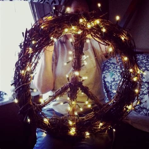 24 Inch Peace Sign Vine Wreath With White Battery Operated Lights Made