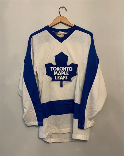 Vintage 1977 toronto maple leafs jersey. Never worn size small | Etsy